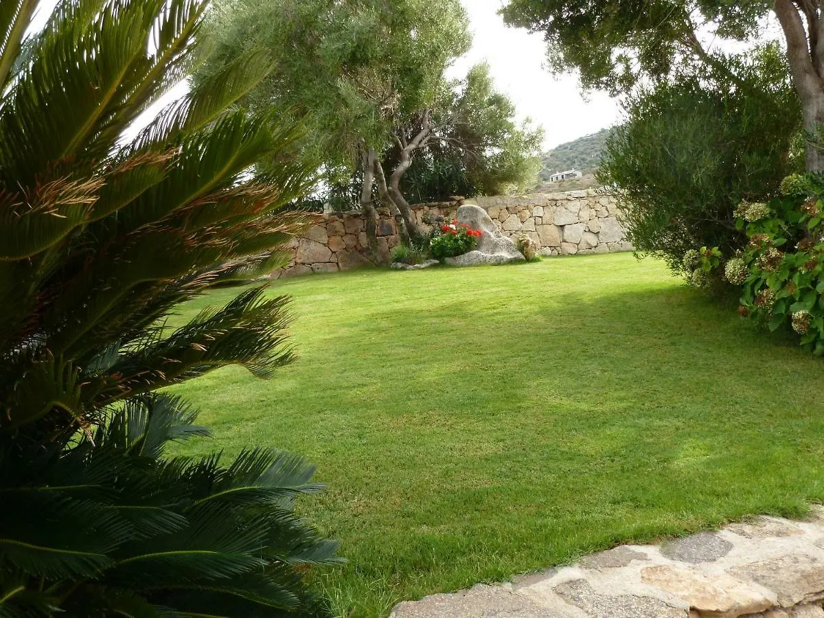 Villa Fiore San Pantaleo Italie
